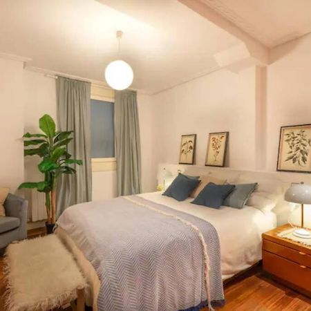 Exclusivo Apartamento En El Casco Viejo Bilbao Bagian luar foto