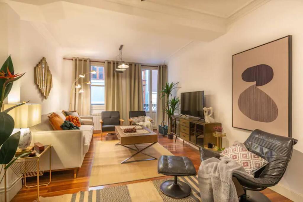 Exclusivo Apartamento En El Casco Viejo Bilbao Bagian luar foto