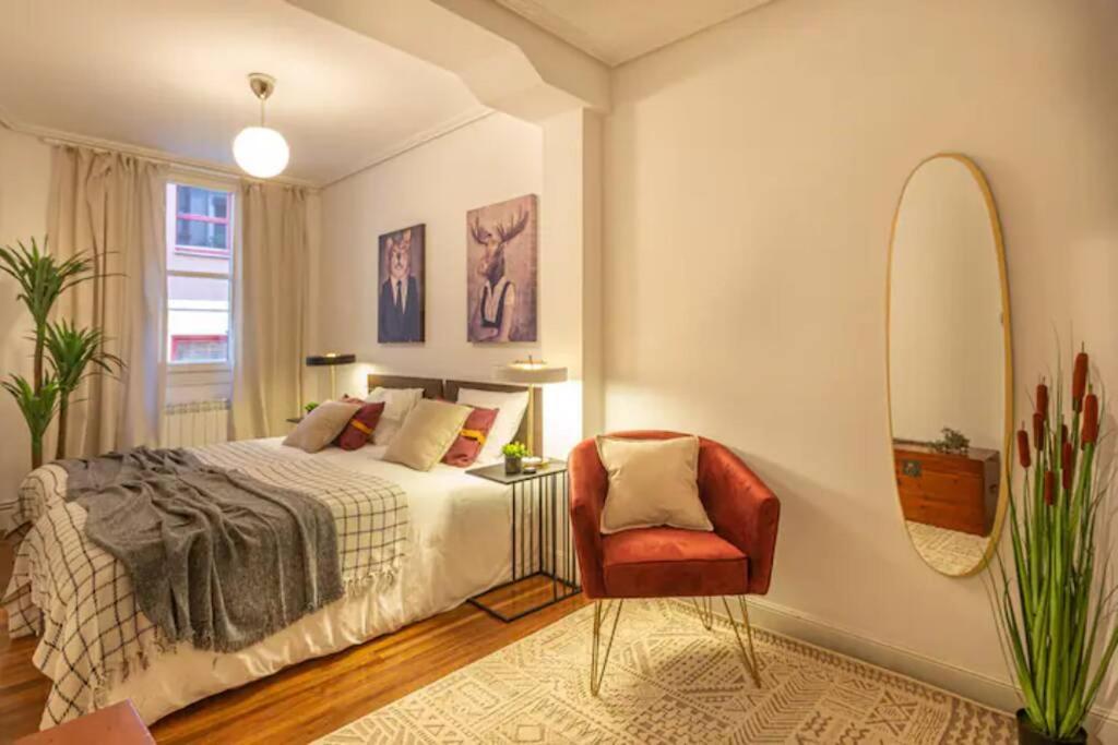 Exclusivo Apartamento En El Casco Viejo Bilbao Bagian luar foto